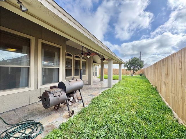 8321 Serenity Ct, Corpus Christi, TX 78414