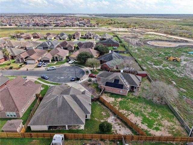 8321 Serenity Ct, Corpus Christi, TX 78414