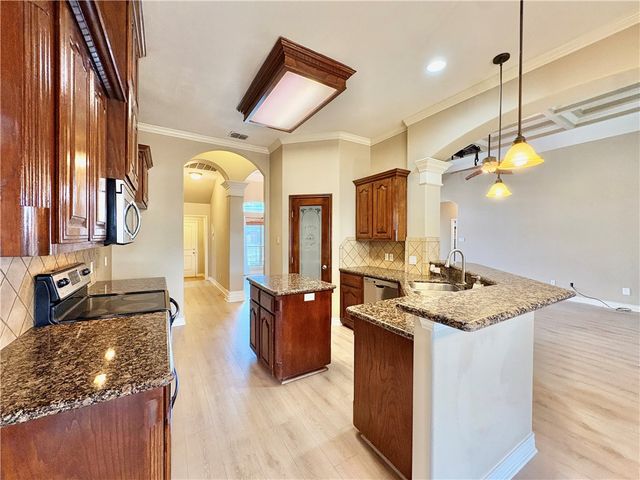 8321 Serenity Ct, Corpus Christi, TX 78414