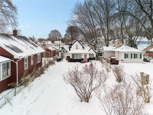 111 Sheraton Drive, Greece, NY 14616