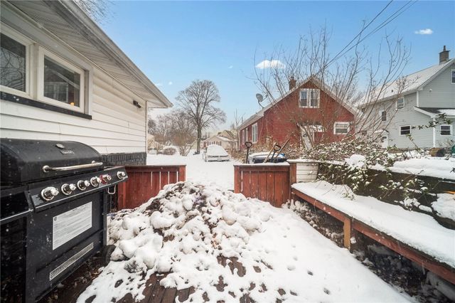 111 Sheraton Drive, Greece, NY 14616