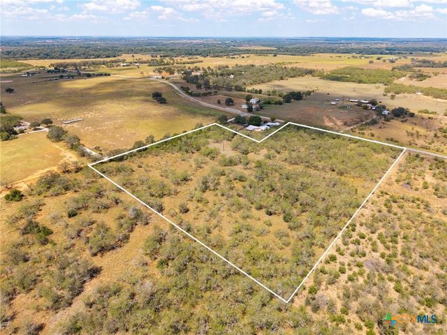 211 Halm Road, Seguin, TX 78155