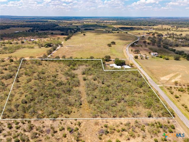 211 Halm Road, Seguin, TX 78155