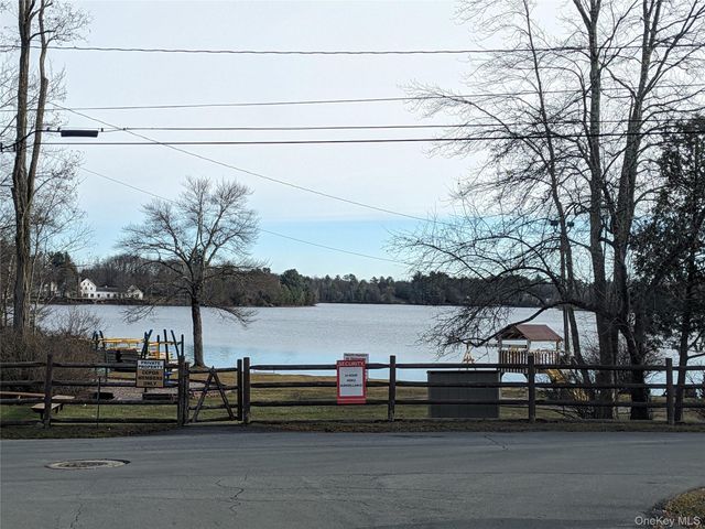 4030 W Shore Drive, Kauneonga Lake, NY 12749