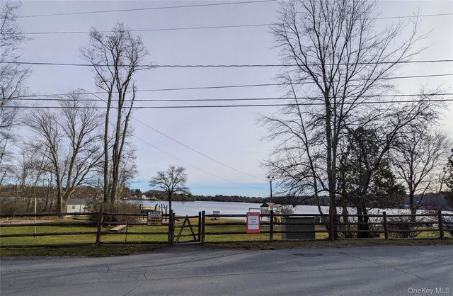 4030 W Shore Drive, Kauneonga Lake, NY 12749