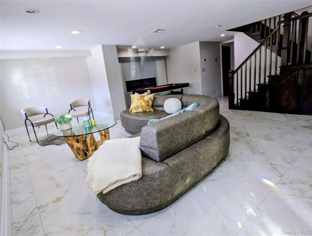 4030 W Shore Drive, Kauneonga Lake, NY 12749