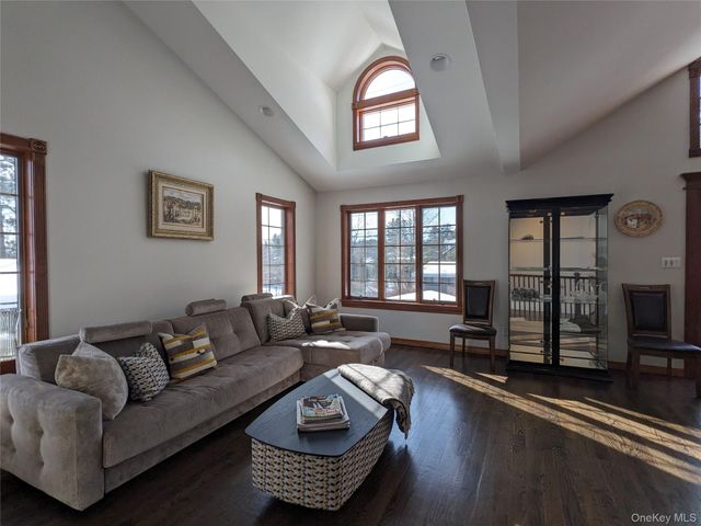 4030 W Shore Drive, Kauneonga Lake, NY 12749