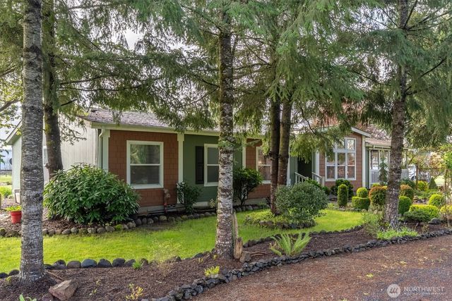 138 Twin Peaks Road, Toledo, WA 98591