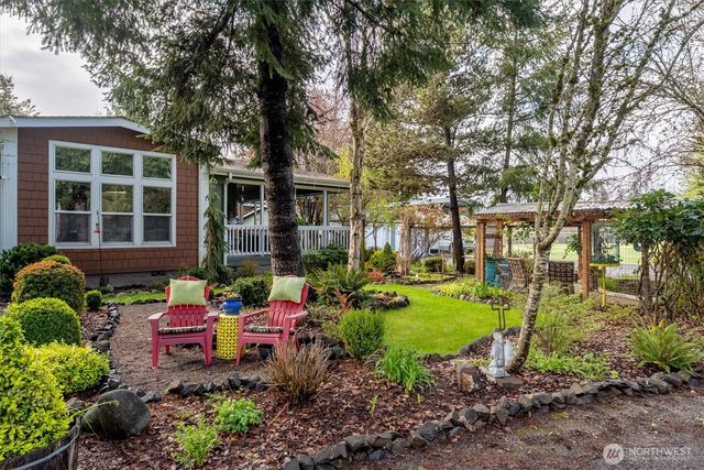 138 Twin Peaks Road, Toledo, WA 98591