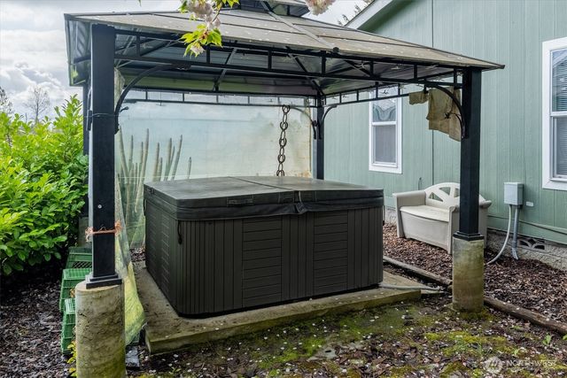 138 Twin Peaks Road, Toledo, WA 98591
