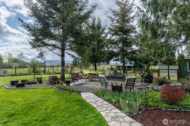 138 Twin Peaks Road, Toledo, WA 98591