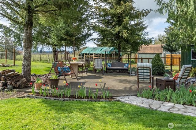 138 Twin Peaks Road, Toledo, WA 98591