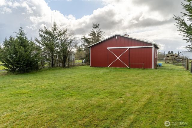 138 Twin Peaks Road, Toledo, WA 98591