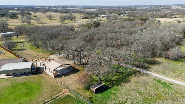 1502 Center Point Road, Weatherford, TX 76087
