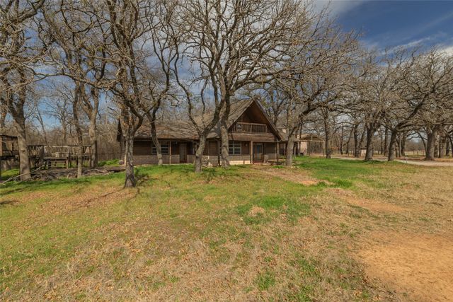 1502 Center Point Road, Weatherford, TX 76087