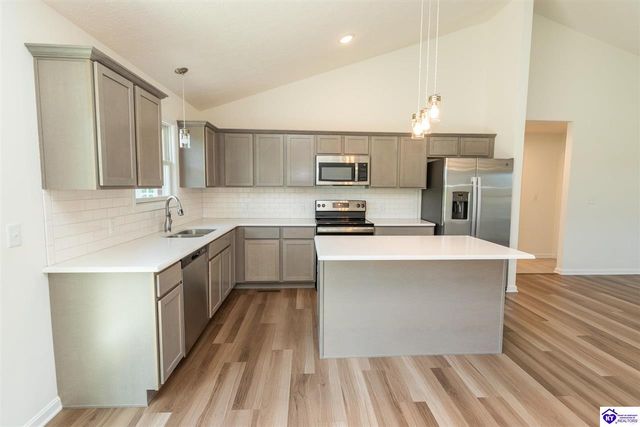 806 Abbeywood Road, Elizabethtown, KY 42701