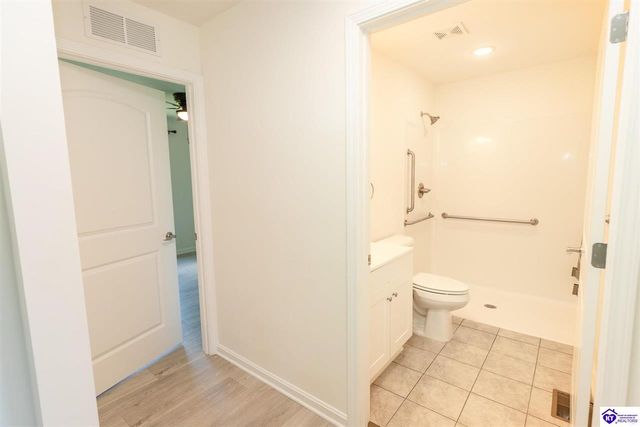 806 Abbeywood Road, Elizabethtown, KY 42701