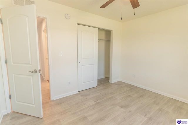 806 Abbeywood Road, Elizabethtown, KY 42701