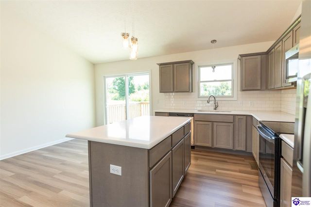 806 Abbeywood Road, Elizabethtown, KY 42701