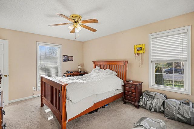 2015 Copper Kettle Cir, Pleasant View, TN 37146