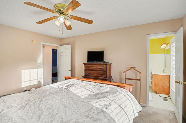 2015 Copper Kettle Cir, Pleasant View, TN 37146