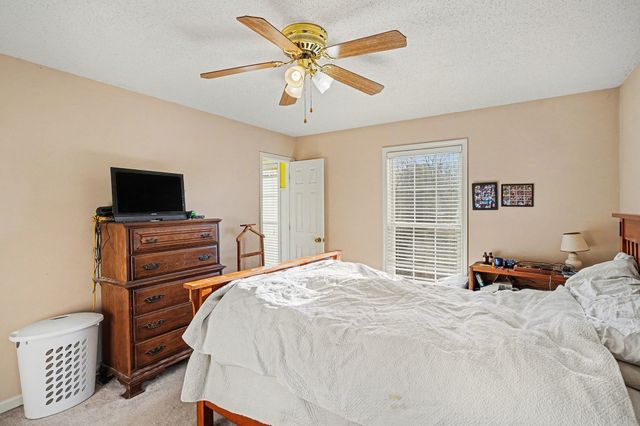 2015 Copper Kettle Cir, Pleasant View, TN 37146