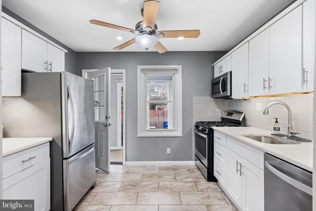 3120 ALMOND ST, Philadelphia, PA 19134