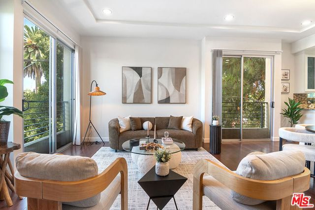5601 W Olympic Boulevard 301, Los Angeles, CA 90036