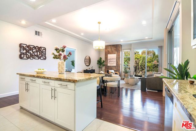 5601 W Olympic Boulevard 301, Los Angeles, CA 90036
