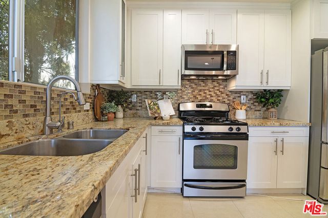 5601 W Olympic Boulevard 301, Los Angeles, CA 90036