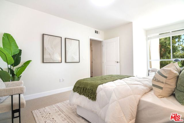 5601 W Olympic Boulevard 301, Los Angeles, CA 90036