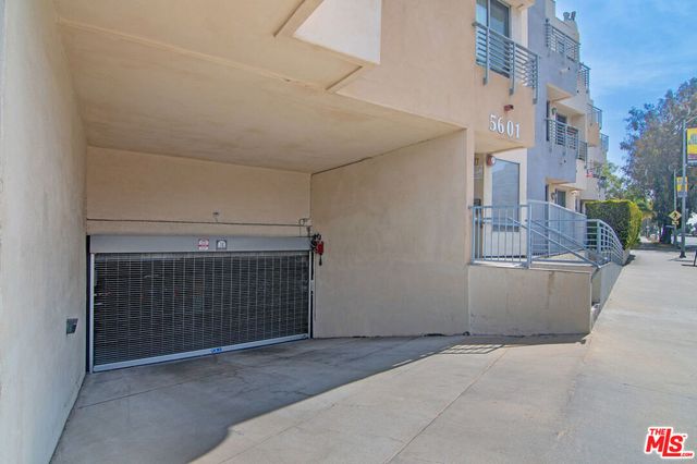 5601 W Olympic Boulevard 301, Los Angeles, CA 90036