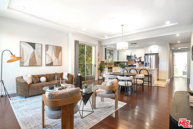 5601 W Olympic Boulevard 301, Los Angeles, CA 90036
