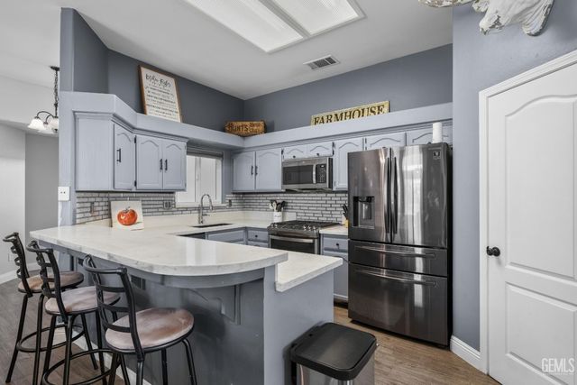 1620 Dimare Court, Bakersfield, CA 93312