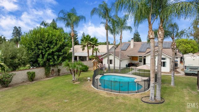 1620 Dimare Court, Bakersfield, CA 93312
