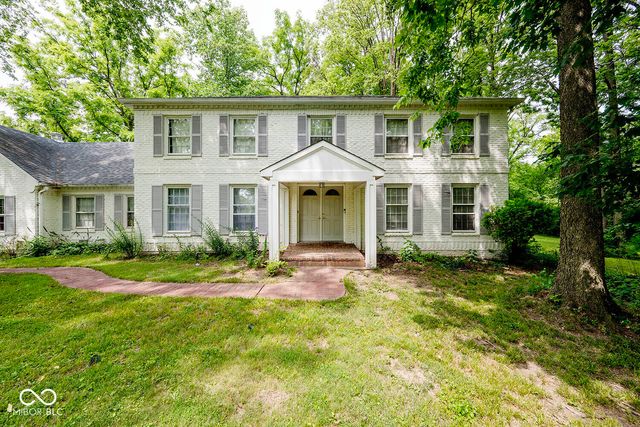 8404 Oaklandon Road, Indianapolis, IN 46236