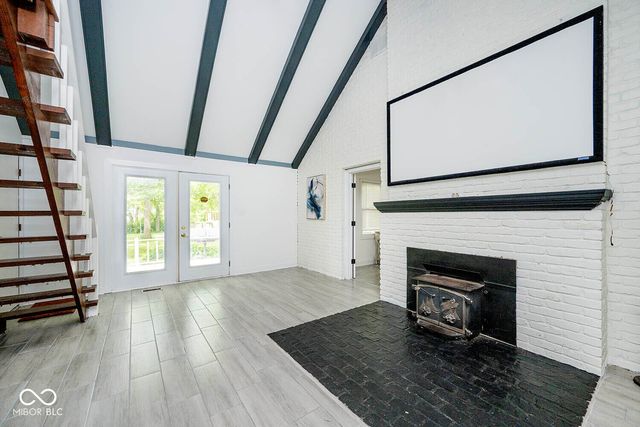 8404 Oaklandon Road, Indianapolis, IN 46236