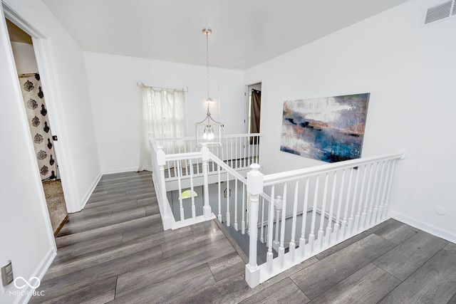 8404 Oaklandon Road, Indianapolis, IN 46236