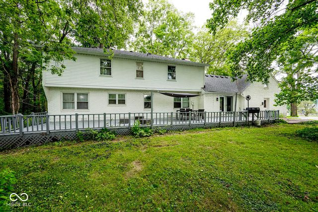8404 Oaklandon Road, Indianapolis, IN 46236