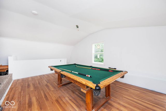 8404 Oaklandon Road, Indianapolis, IN 46236