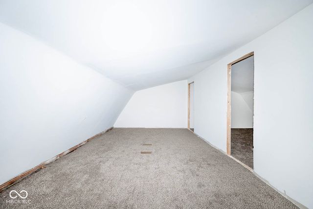 8404 Oaklandon Road, Indianapolis, IN 46236