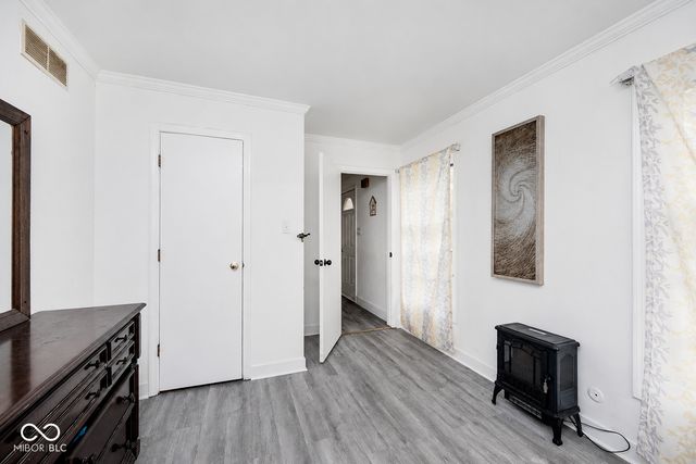 8404 Oaklandon Road, Indianapolis, IN 46236