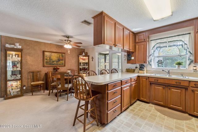 150 State Road 46, Geneva, FL 32732