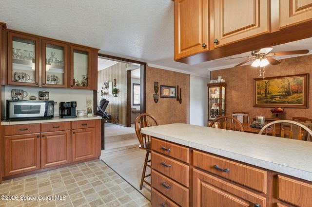 150 State Road 46, Geneva, FL 32732