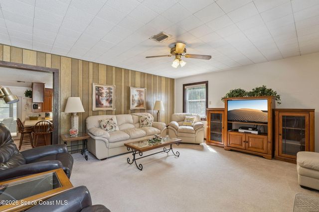 150 State Road 46, Geneva, FL 32732