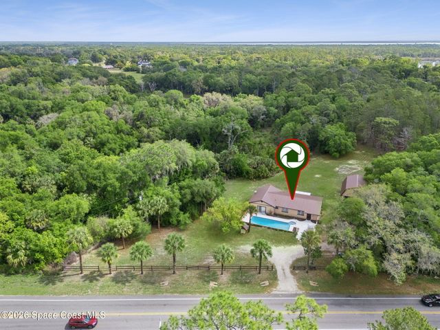 150 State Road 46, Geneva, FL 32732