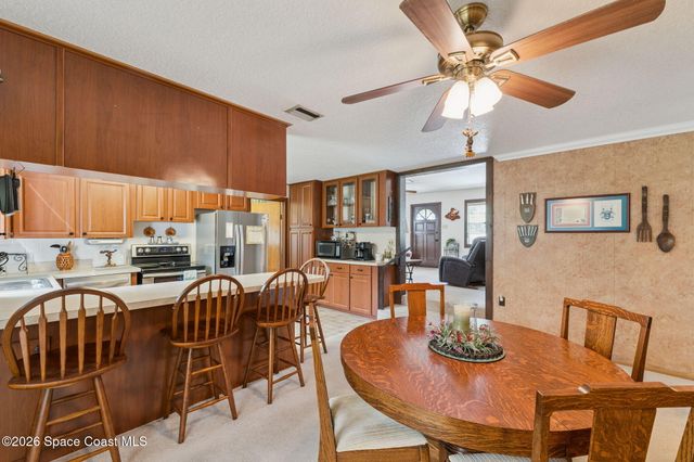 150 State Road 46, Geneva, FL 32732