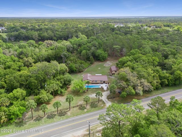150 State Road 46, Geneva, FL 32732