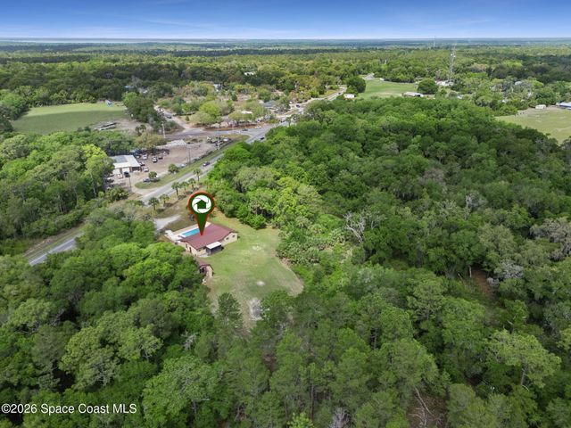 150 State Road 46, Geneva, FL 32732