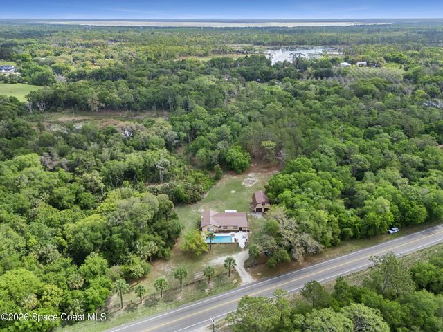 150 State Road 46, Geneva, FL 32732